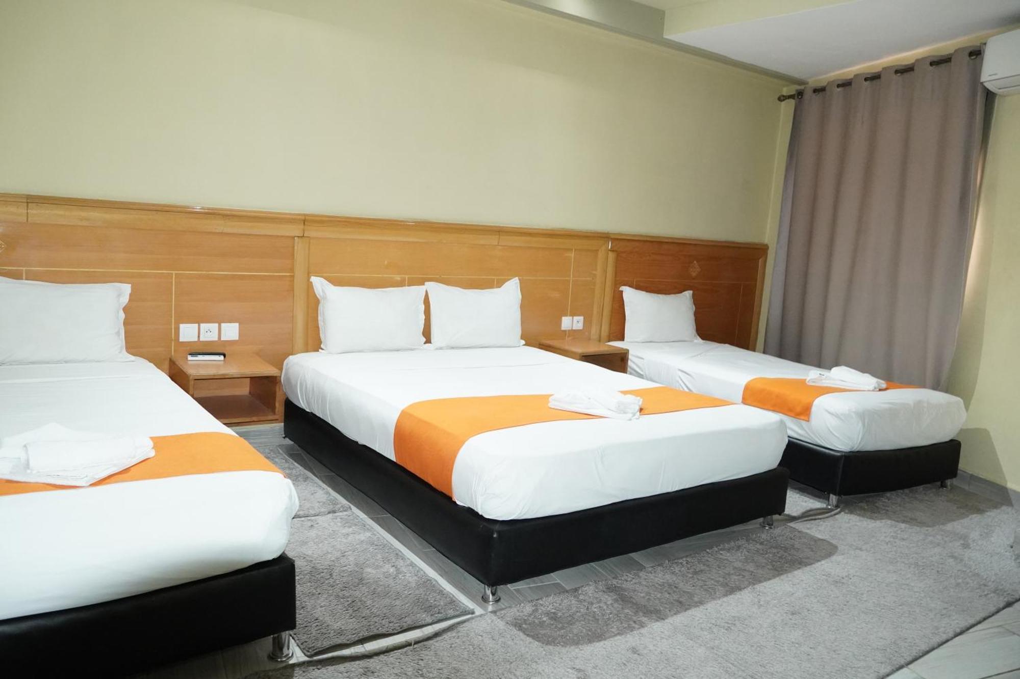 Hotel Golden Flora Beni Mellal Εξωτερικό φωτογραφία